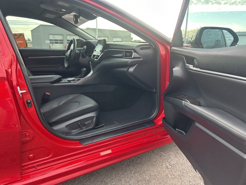 Used 2024 Toyota Camry XSE image 19