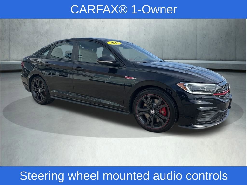 Used 2019 Volkswagen Jetta GLI image 4