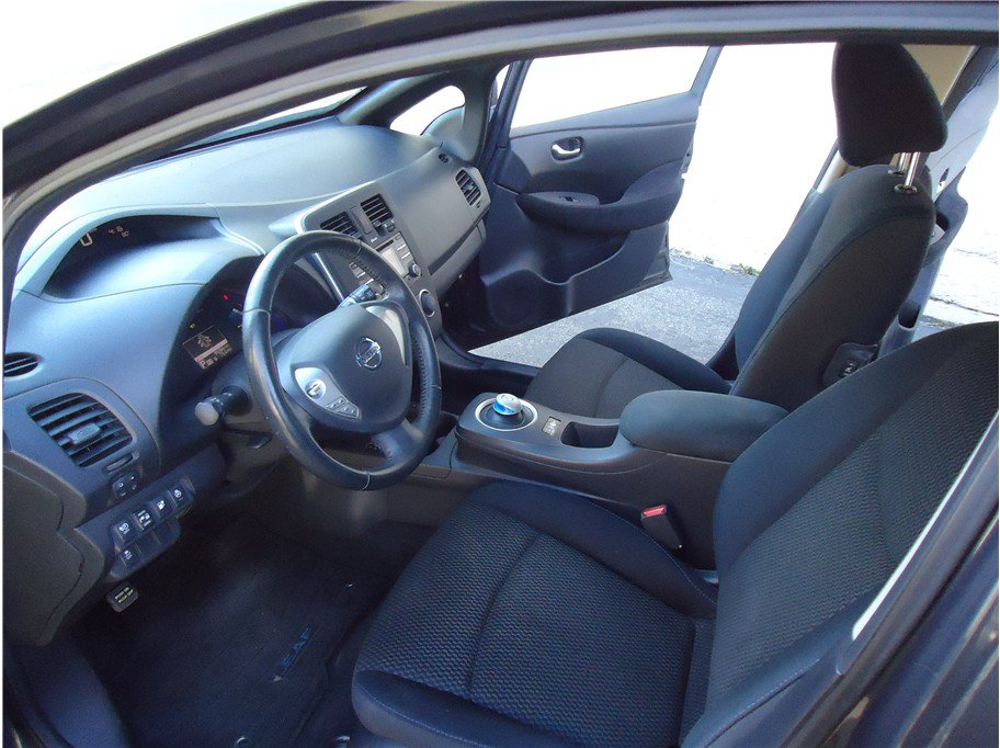 Used 2013 Nissan Leaf S w/ Charger Pkg FWD image 19
