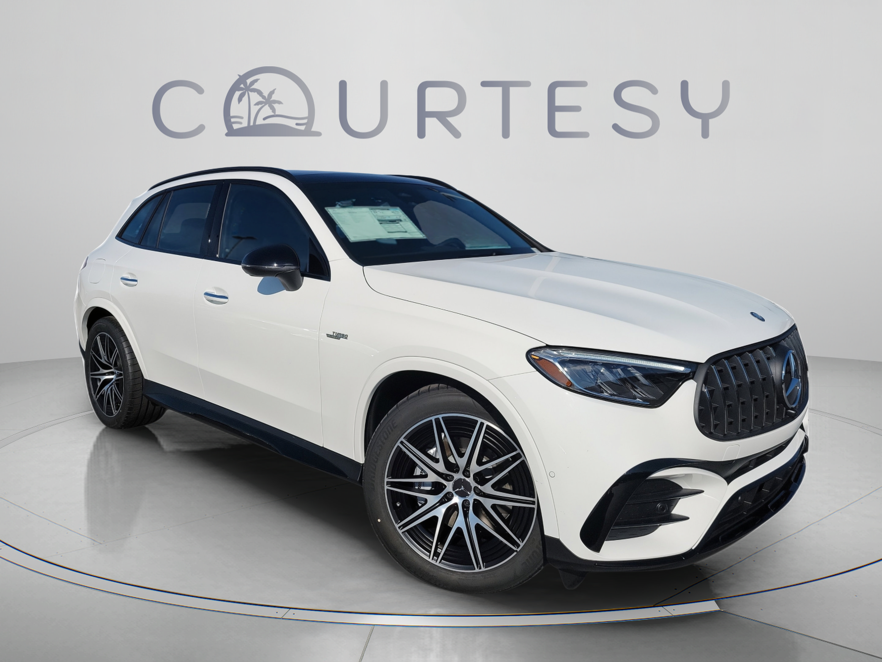 Certified 2026 Mercedes-Benz GLC 43 AMG 4MATIC image 5