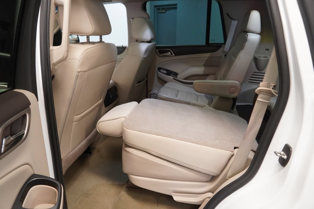 Certified 2018 GMC Yukon Denali w/ Open Road Package AWD/4WD image 19
