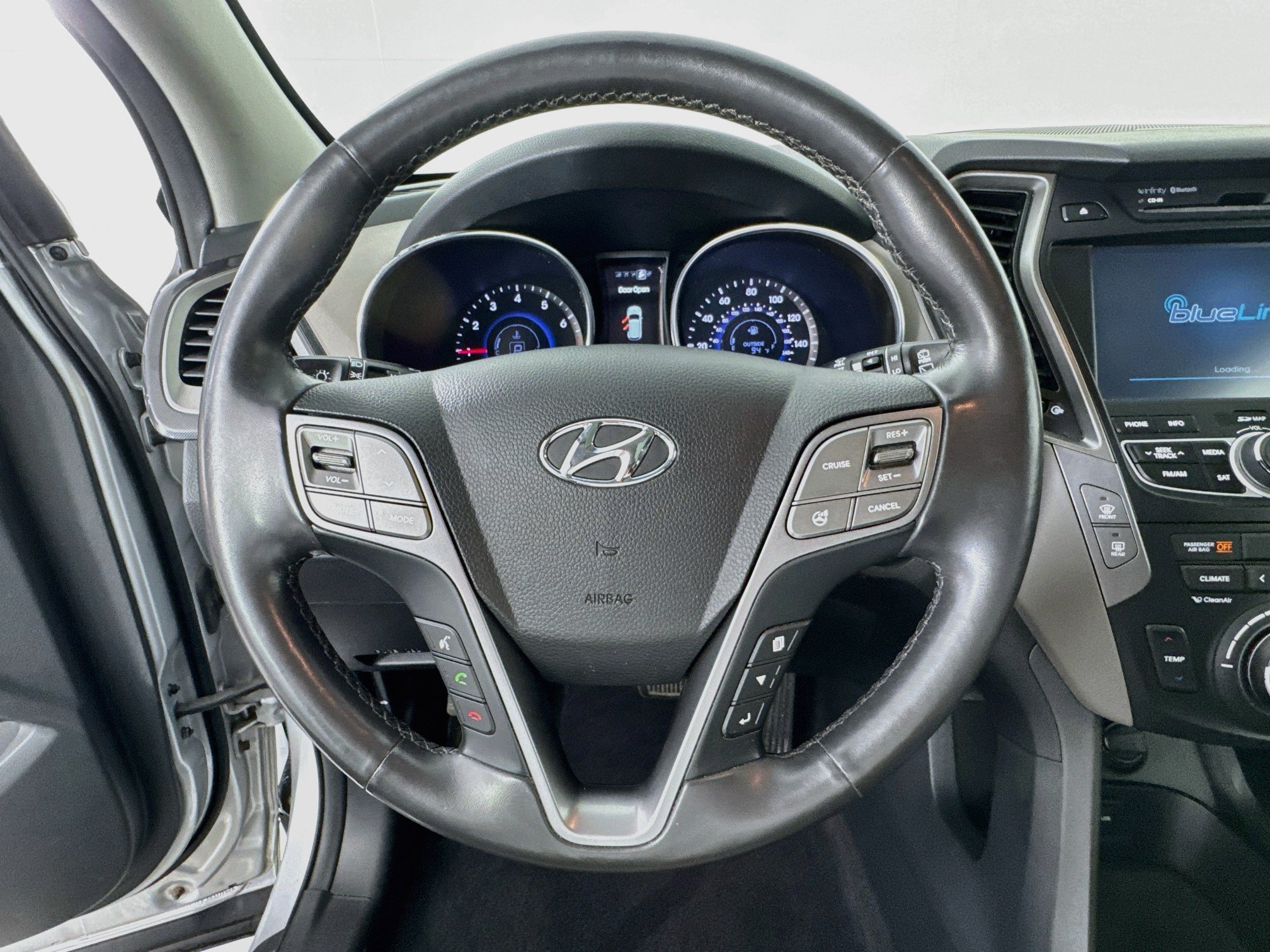 Used 2016 Hyundai Santa Fe Sport 2.0T w/ Option Group 05 AWD/4WD image 11