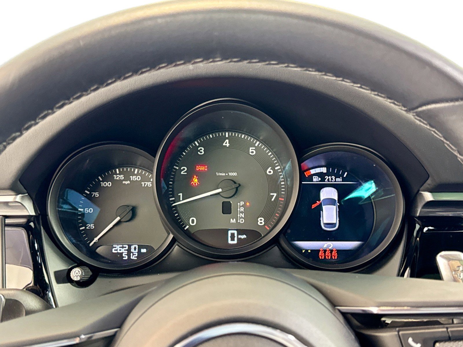 Certified 2022 Porsche Macan image 15