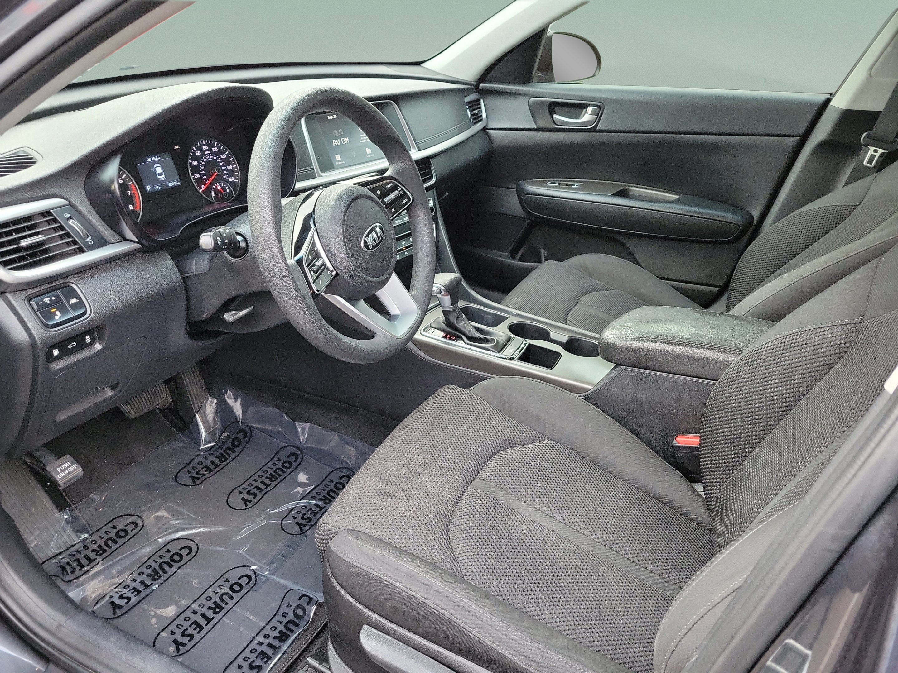 Used 2020 Kia Optima LX FWD image 14
