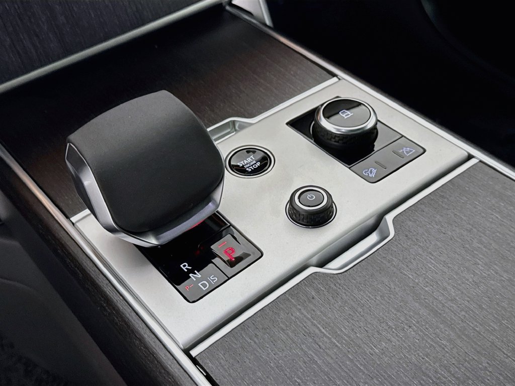 New 2027 Land Rover Range Rover SE AWD/4WD image 17