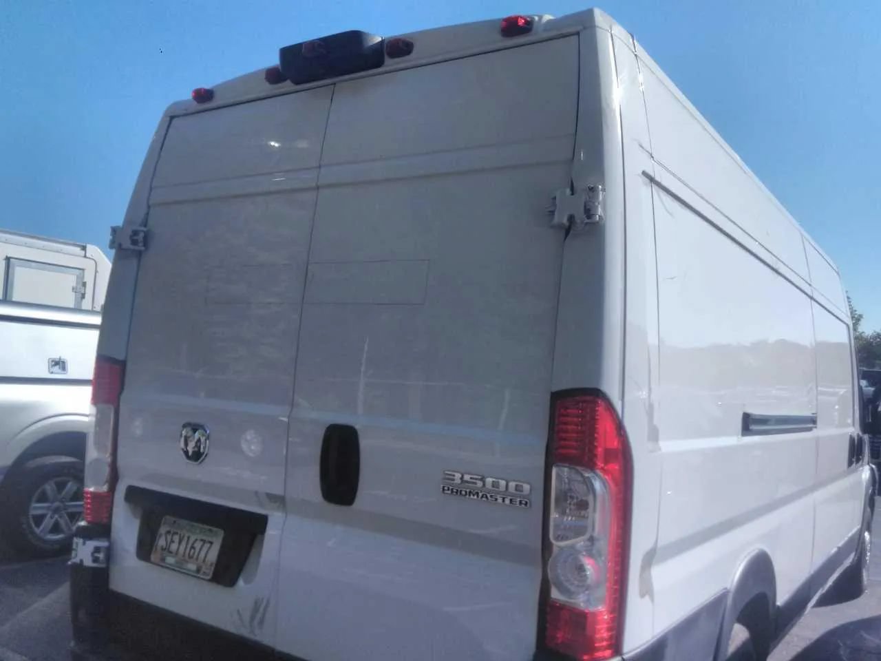 Used 2024 RAM ProMaster 3500 w/ Convenience Group FWD image 4