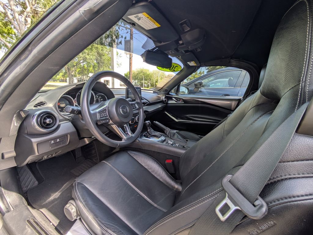Used 2022 MAZDA MX-5 Miata Grand Touring RWD image 12