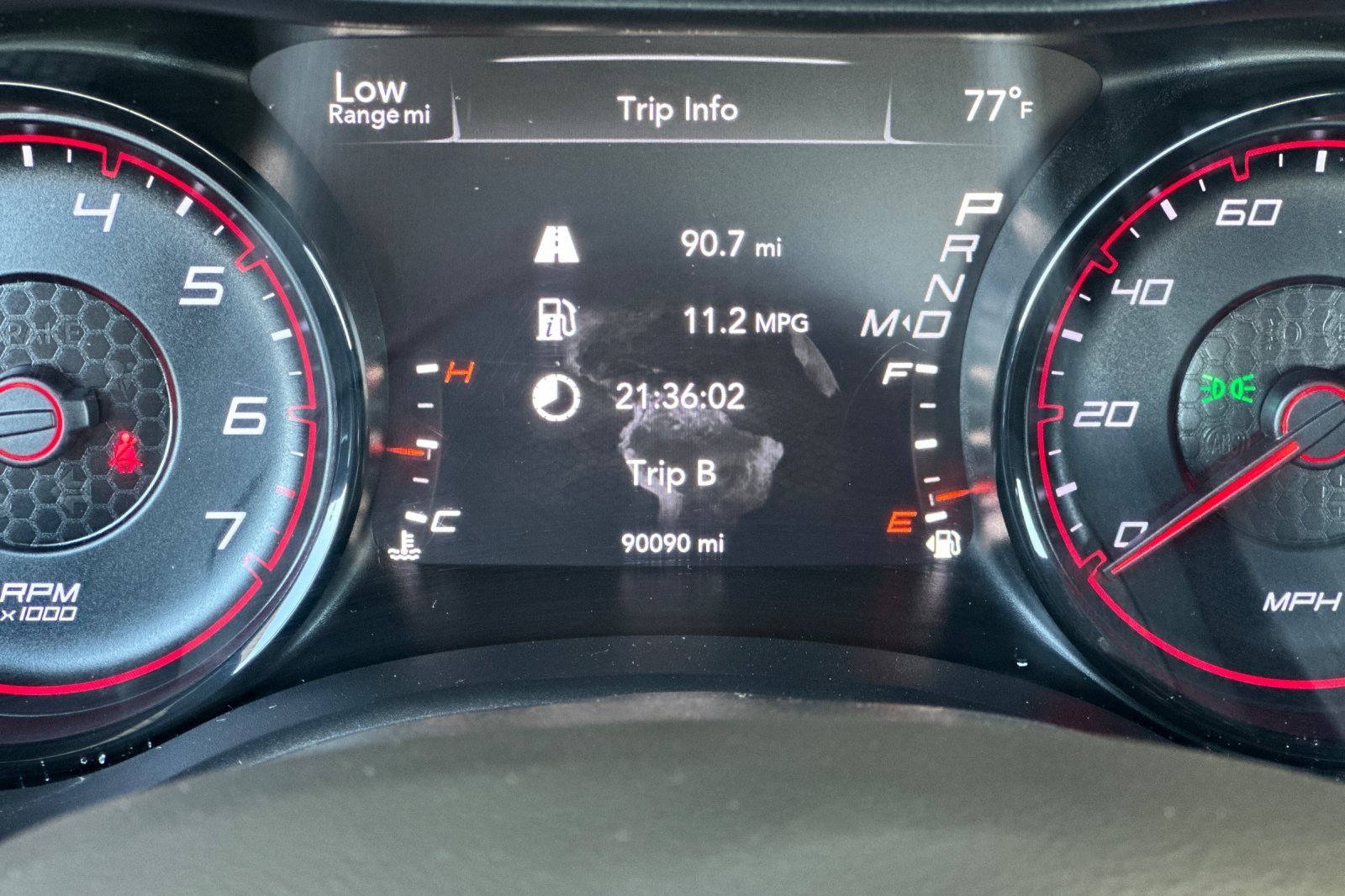 Used 2018 Dodge Charger SXT w/ Blacktop Package RWD image 23