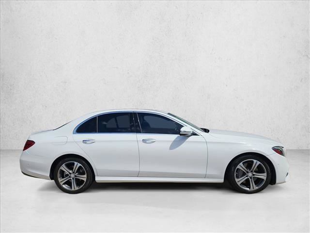 Used 2017 Mercedes-Benz E 300 video 4