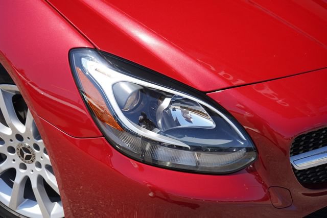 Used 2020 Mercedes-Benz SLC 300 image 18