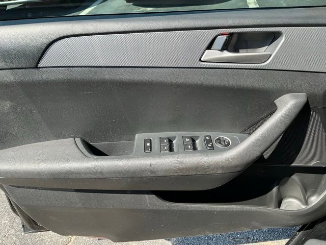 Used 2019 Hyundai Sonata SE image 11