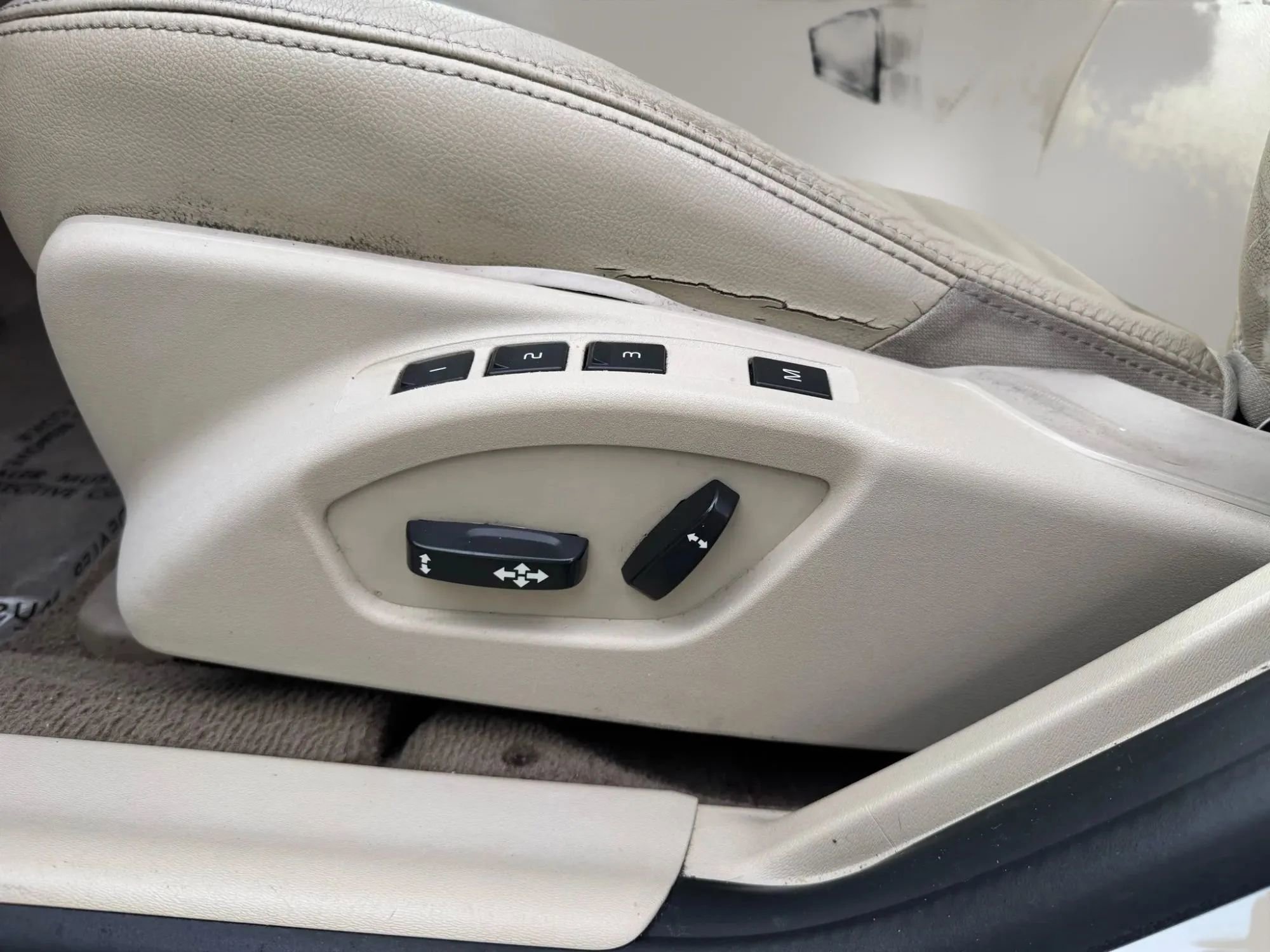 Used 2015 Volvo S60 T5 Premier image 13