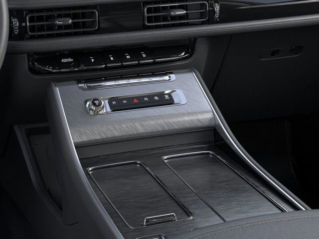 New 2026 Lincoln Aviator AWD w/ Jet Appearance Package image 15