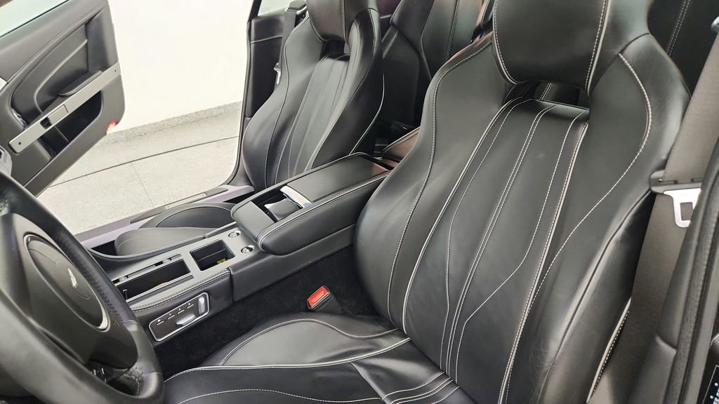 Used 2012 Aston Martin Virage Coupe image 19