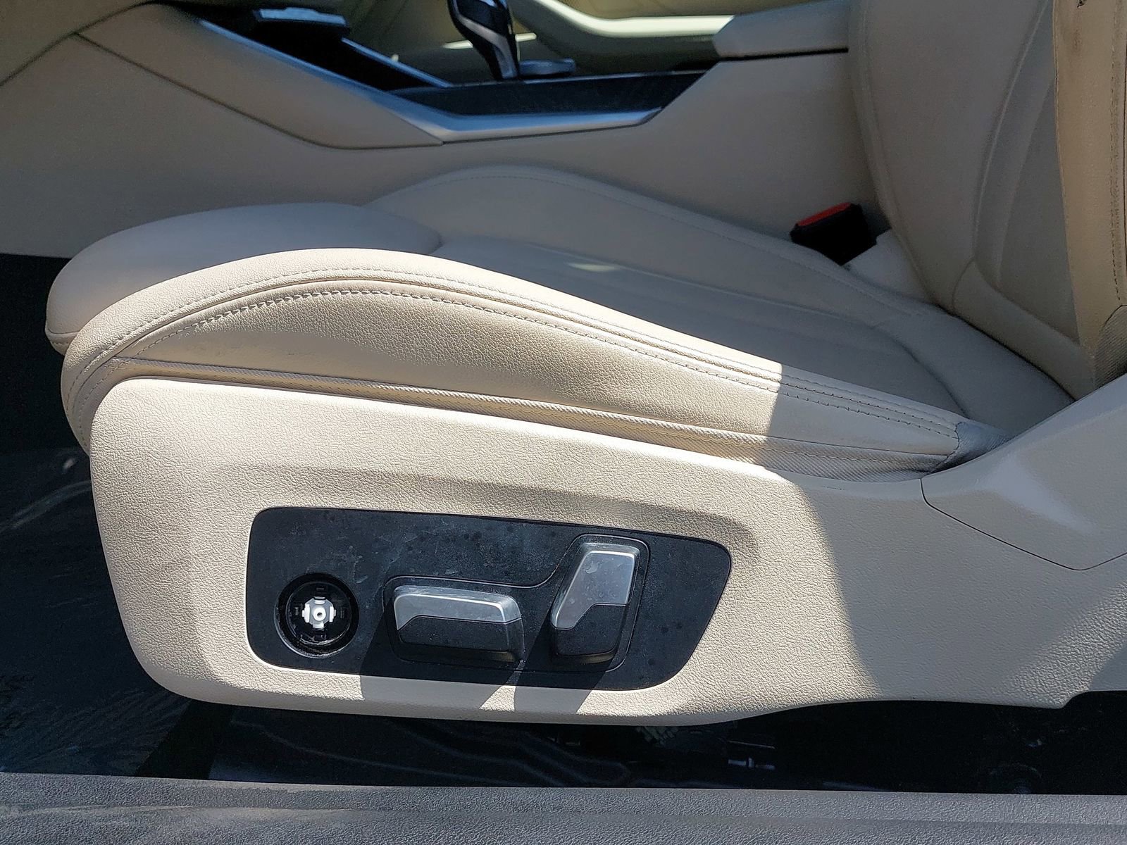 Used 2021 BMW 430i Coupe w/ Convenience Package RWD image 27