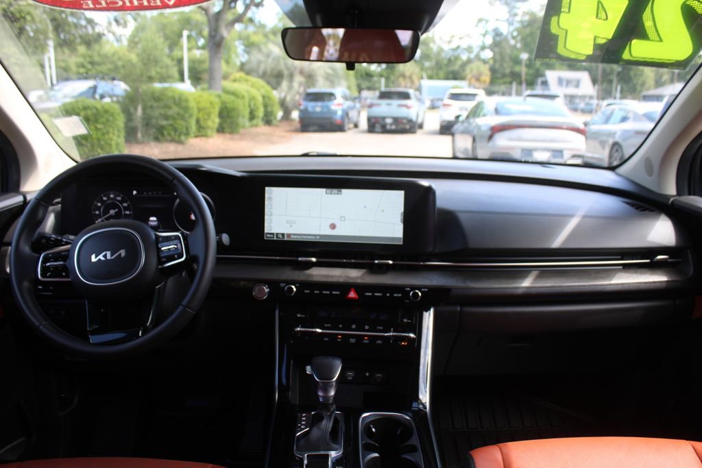 Used 2024 Kia Carnival SX FWD image 32