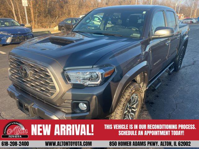 Certified 2022 Toyota Tacoma TRD Sport image 1