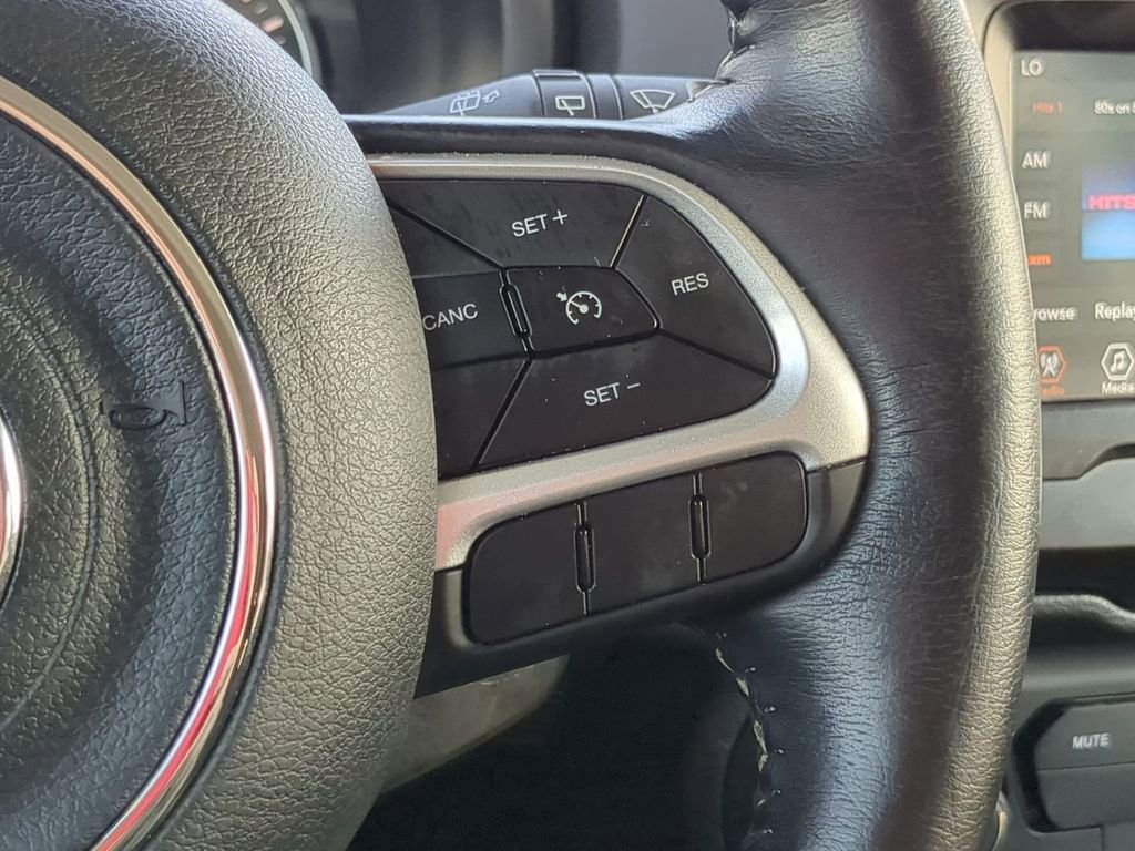 Used 2021 Jeep Renegade Latitude w/ Convenience Group image 18