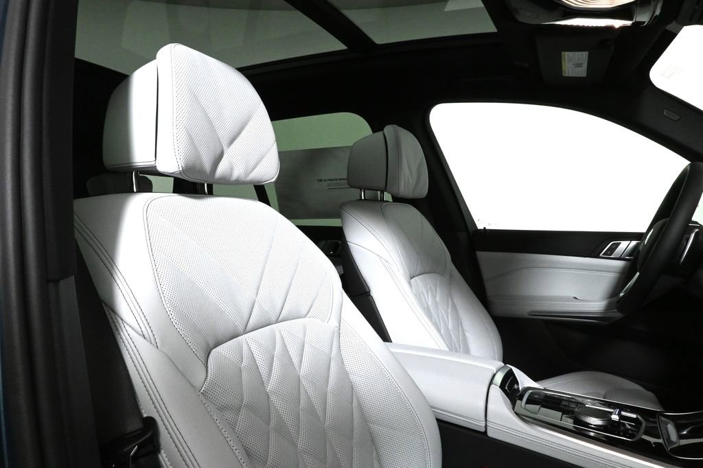 Used 2026 BMW X5 xDrive40i image 36