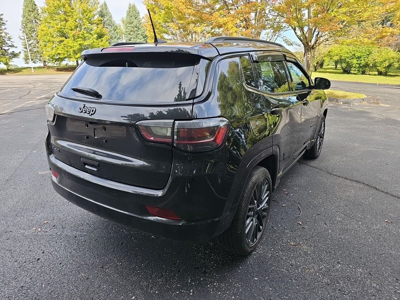 Used 2023 Jeep Compass High Altitude w/ Driver Assist Group I AWD/4WD image 6