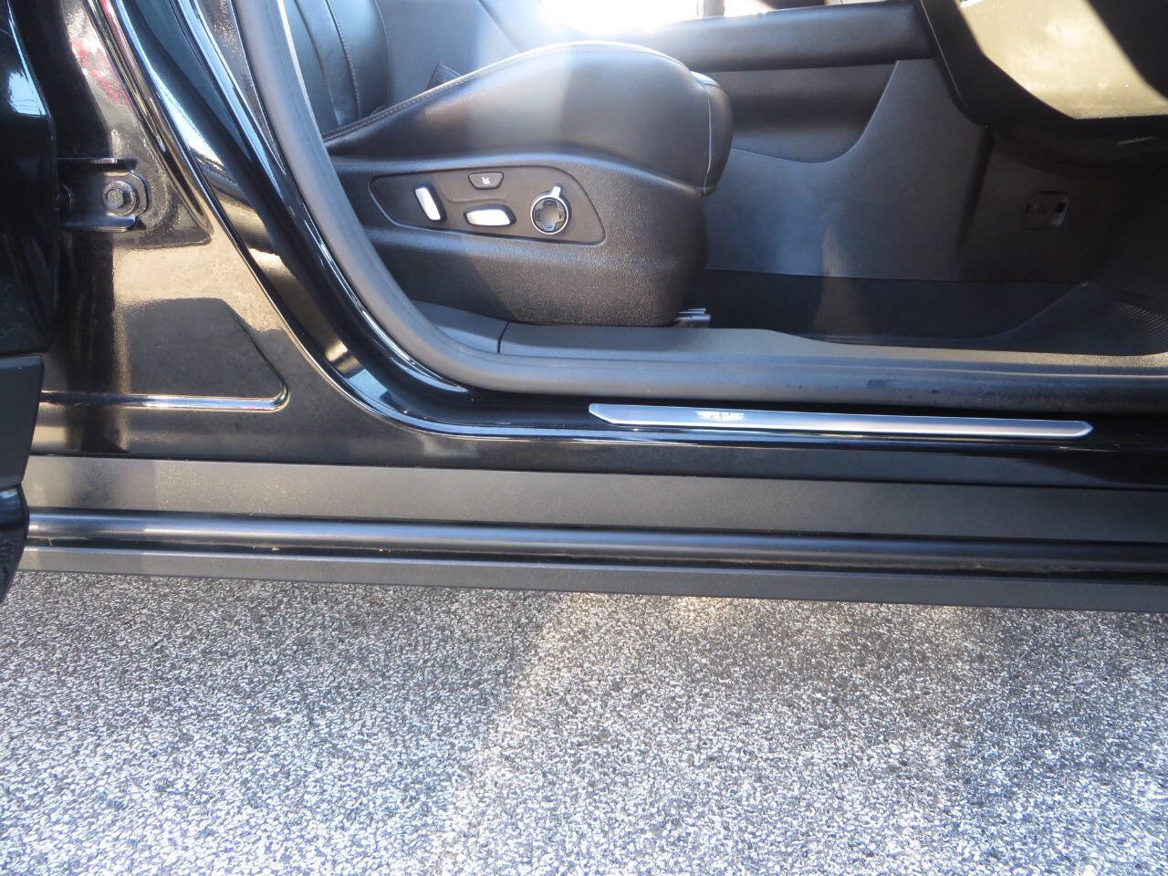 Used 2021 Cadillac XT4 Sport image 31