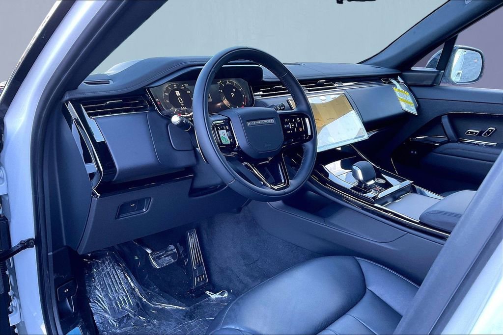 New 2026 Land Rover Range Rover Sport Dynamic SE AWD/4WD image 7