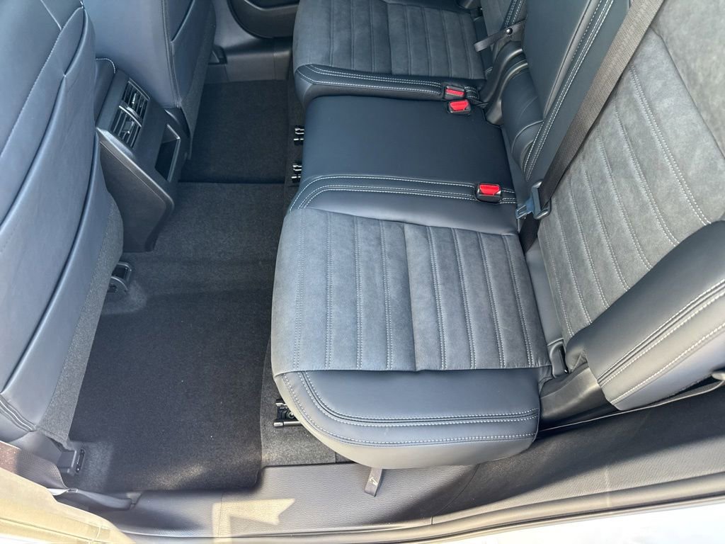 New 2026 Mitsubishi Outlander LE FWD image 38