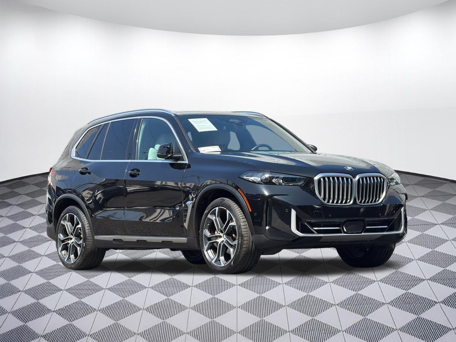 Used 2024 BMW X5 sDrive40i w/ Parking Assistance Package RWD image 7