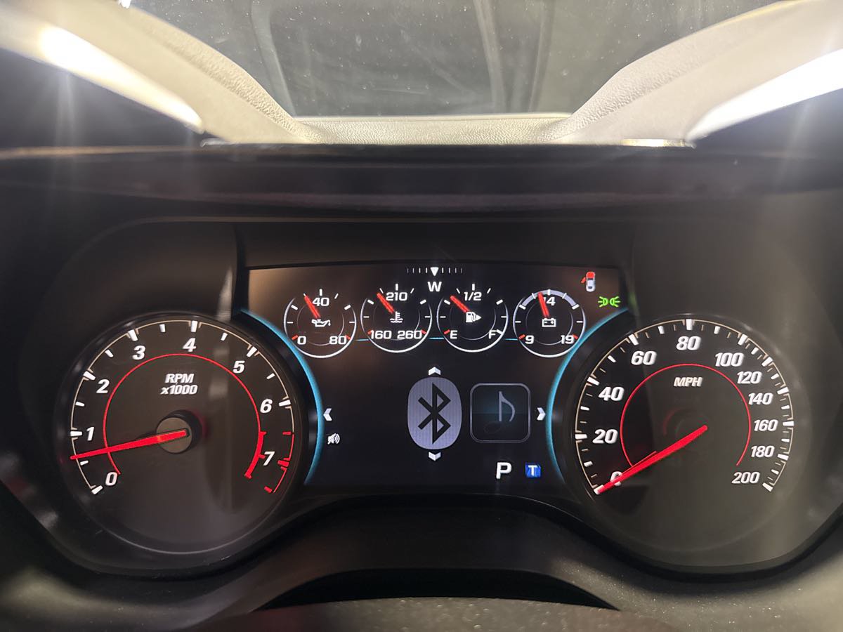 Used 2017 Chevrolet Camaro SS RWD image 15