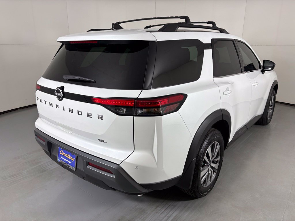 New 2026 Nissan Pathfinder SL FWD image 8