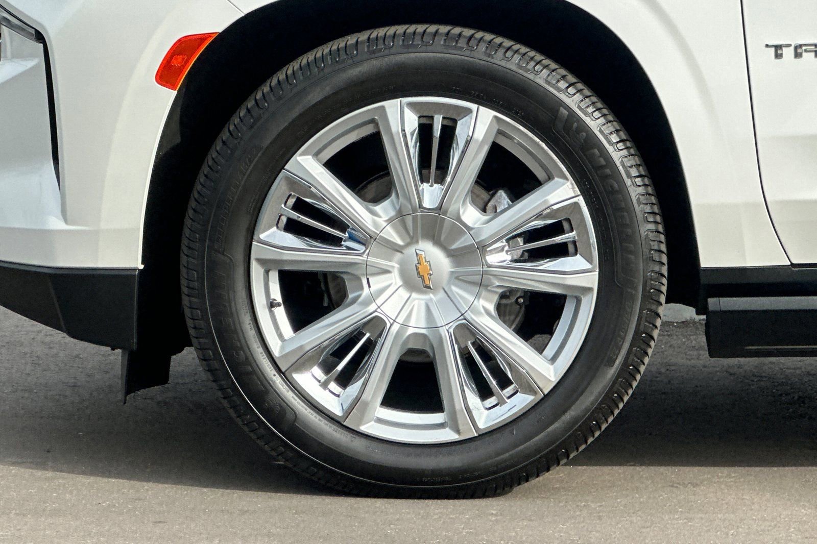 Used 2023 Chevrolet Tahoe High Country image 39