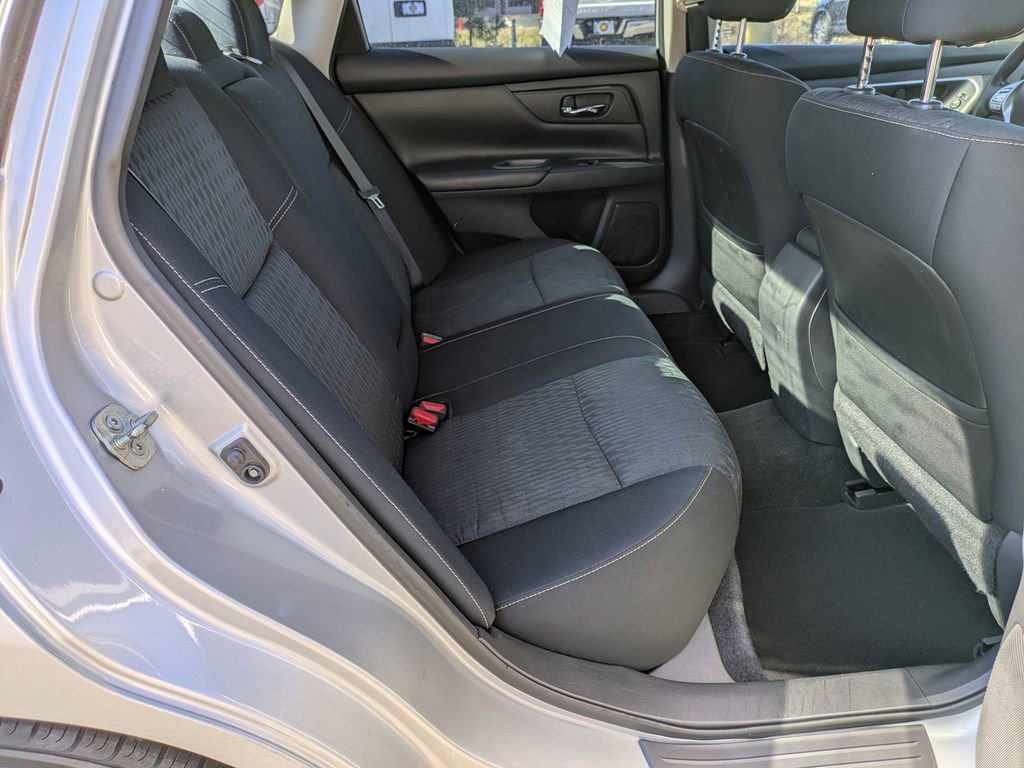 Used 2018 Nissan Altima 2.5 S w/ S Convenience Package image 13