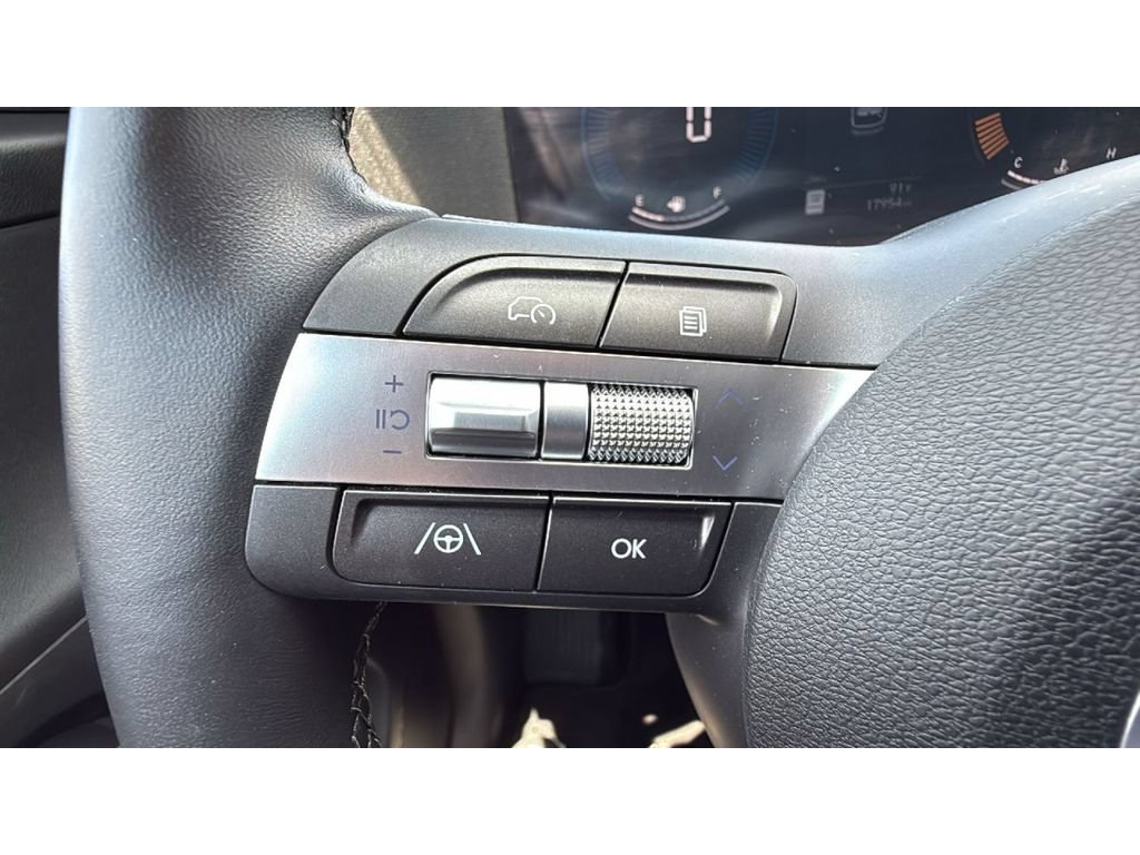 Used 2024 Hyundai Kona SEL AWD/4WD image 26