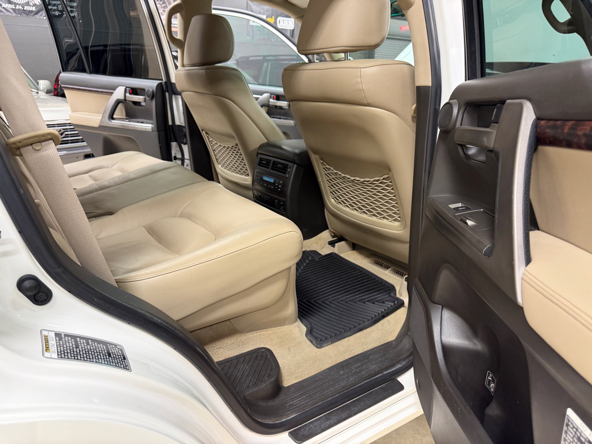 Used 2009 Toyota Land Cruiser w/ Upgrade Pkg AWD/4WD image 23