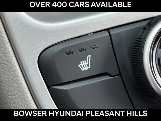 New 2026 Hyundai Venue SEL FWD image 10