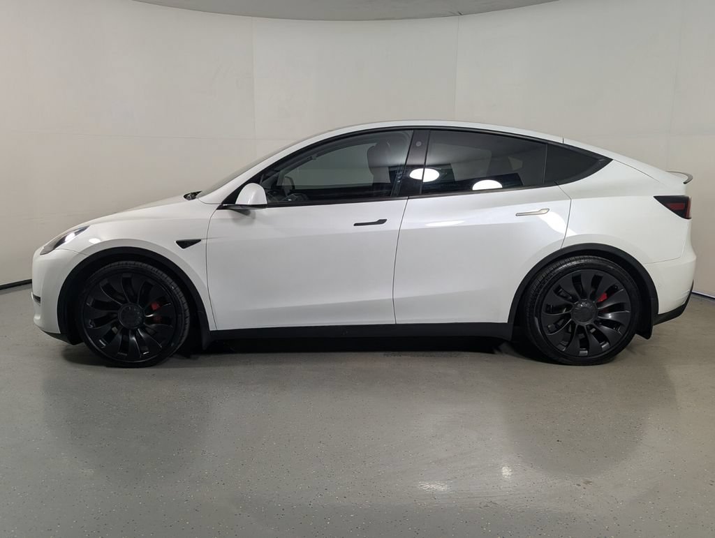 Used 2022 Tesla Model Y Performance AWD/4WD image 4