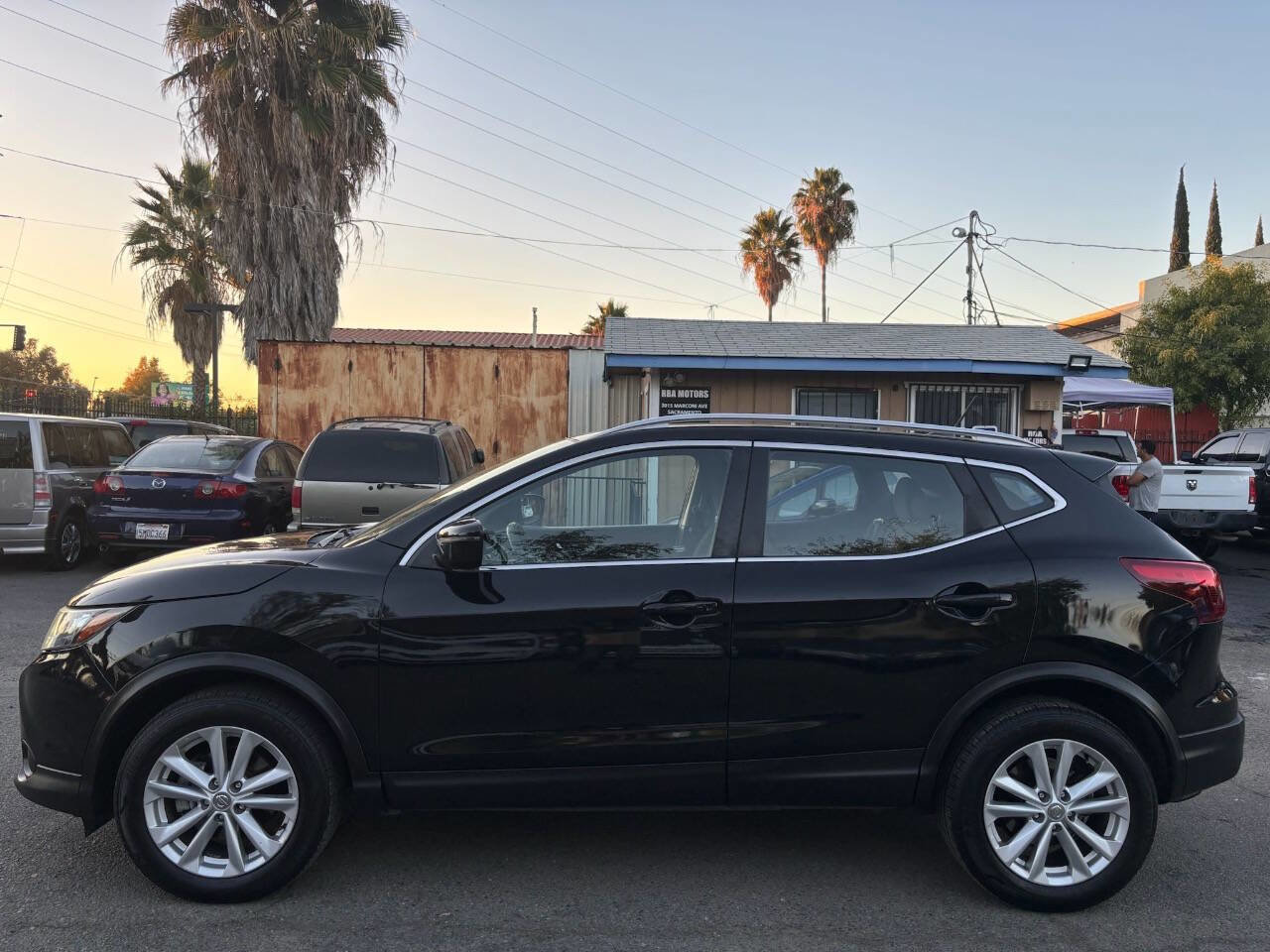 Used 2018 Nissan Rogue Sport SV image 12