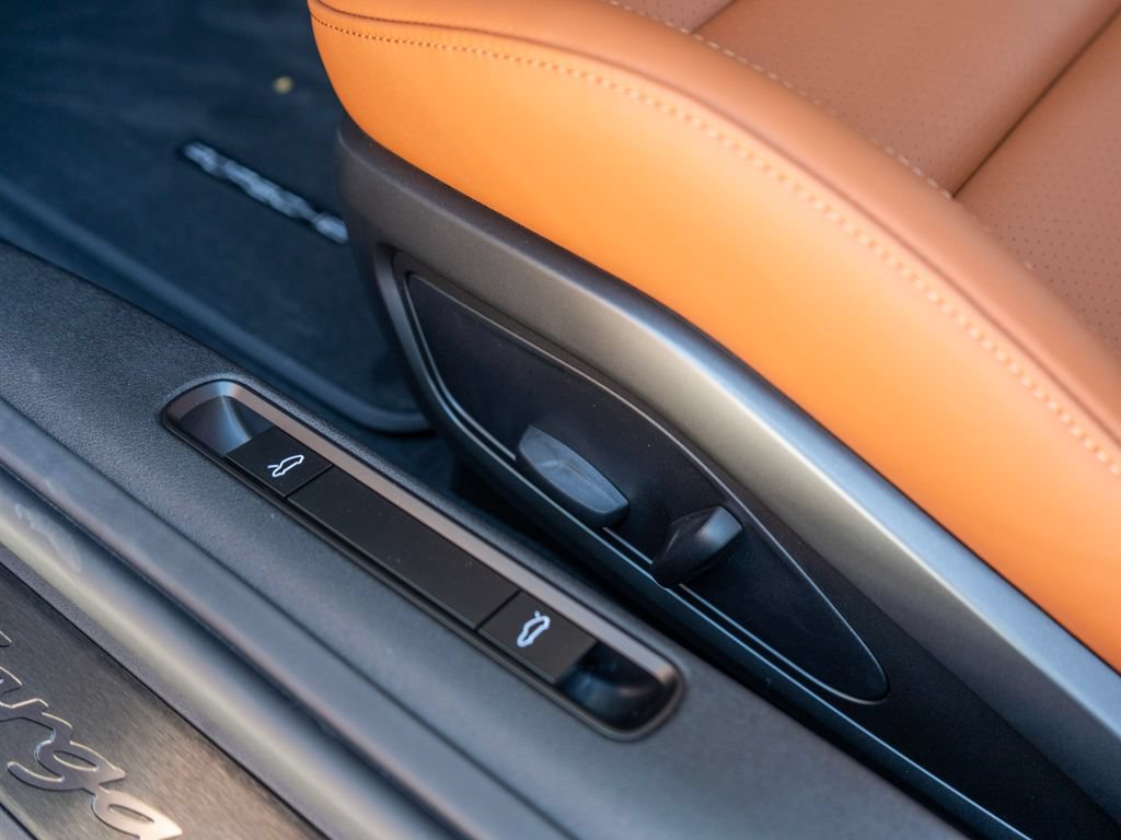 New 2026 Porsche 911 Targa 4 GTS AWD/4WD image 30