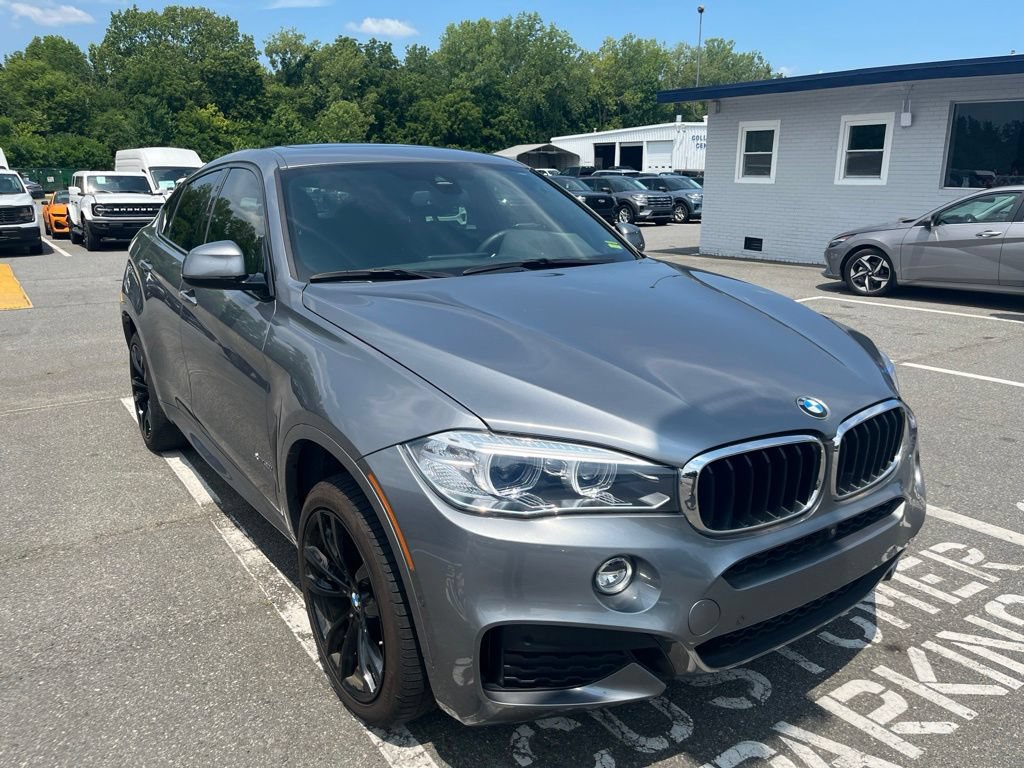 Used 2019 BMW X6 xDrive35i w/ M Sport Package AWD/4WD image 12