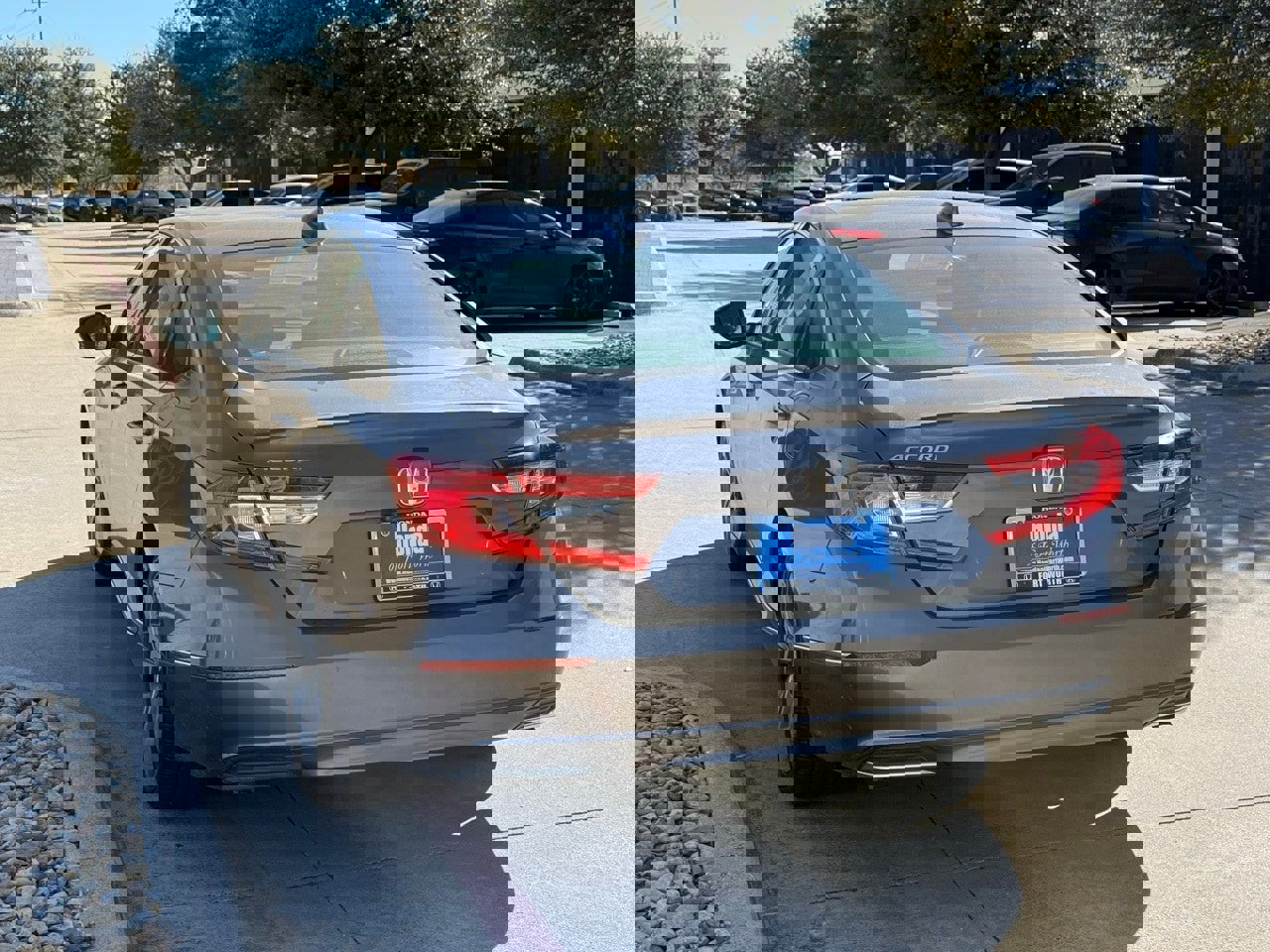 Used 2019 Honda Accord EX-L image 3