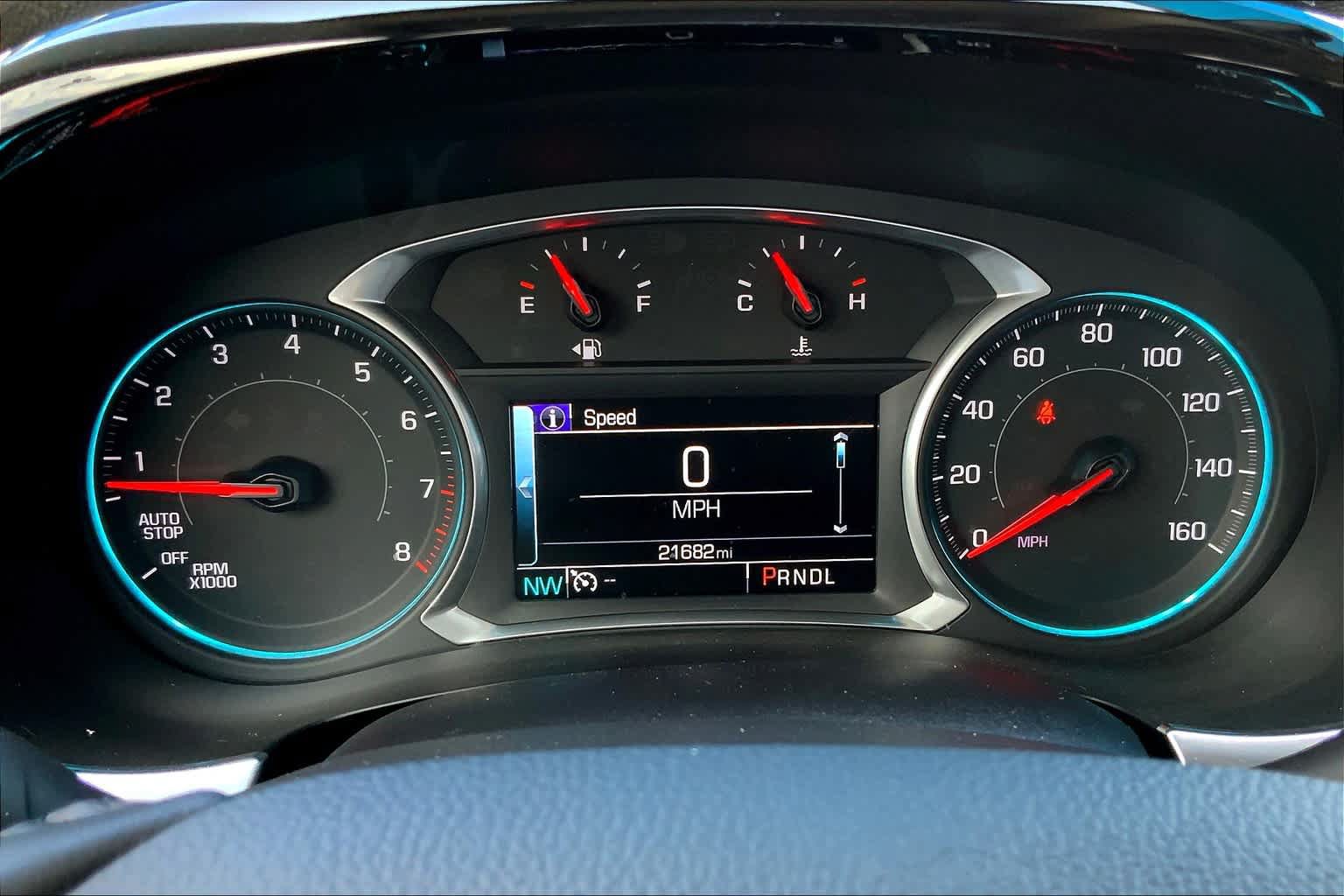 Used 2019 Chevrolet Traverse LT FWD image 25