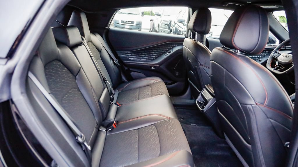 New 2026 Dodge Charger R/T w/ Driver Convenience Group AWD/4WD image 19