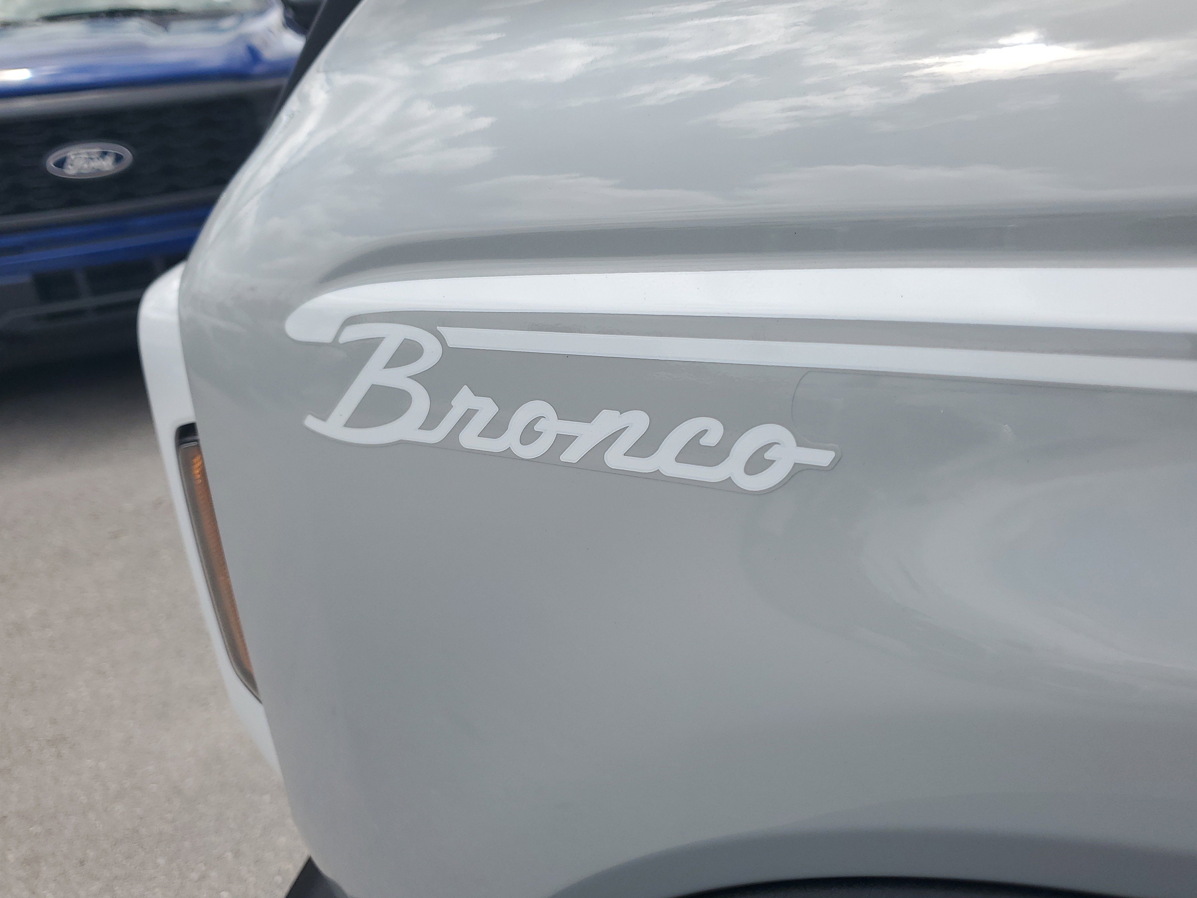 New 2026 Ford Bronco Heritage Edition AWD/4WD image 8
