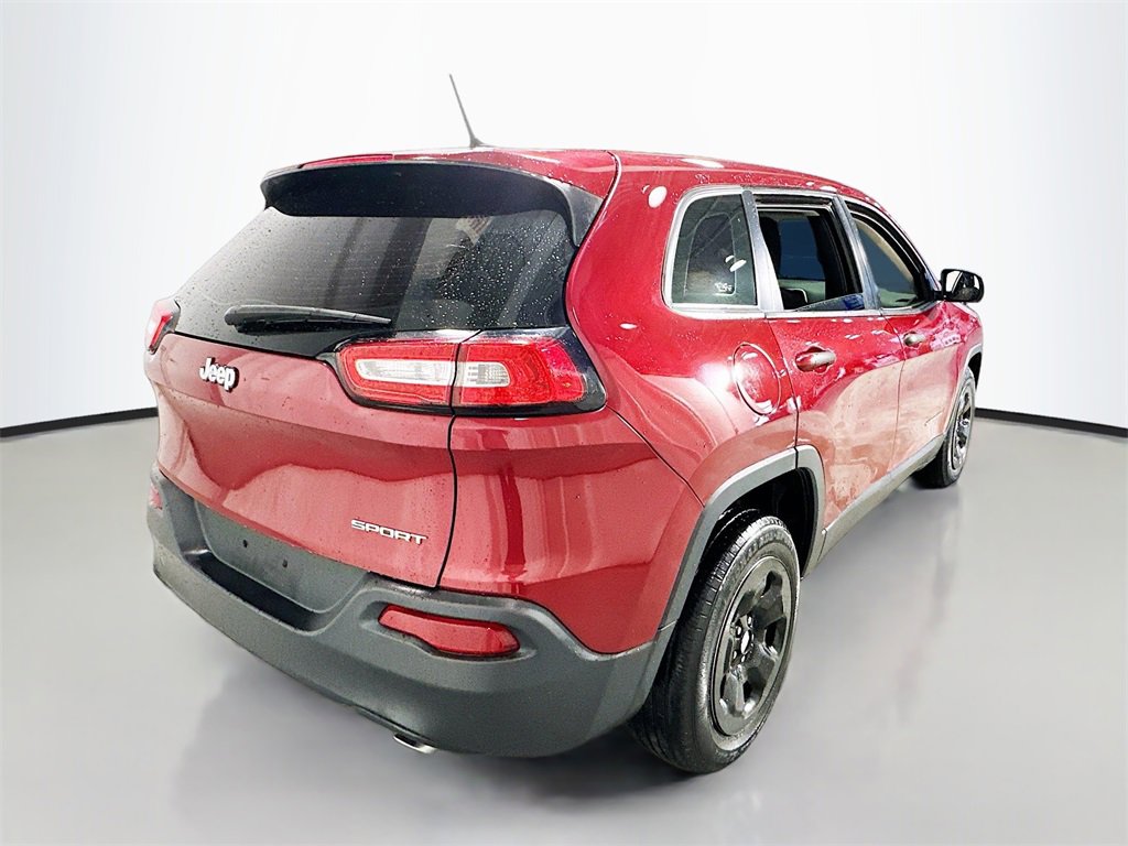 Used 2014 Jeep Cherokee Sport image 8