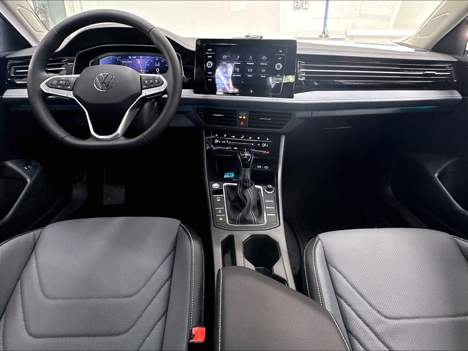 New 2027 Volkswagen Jetta SEL FWD image 5