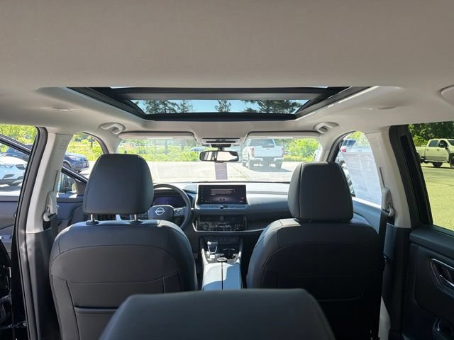 New 2026 Nissan Rogue Platinum AWD/4WD image 15