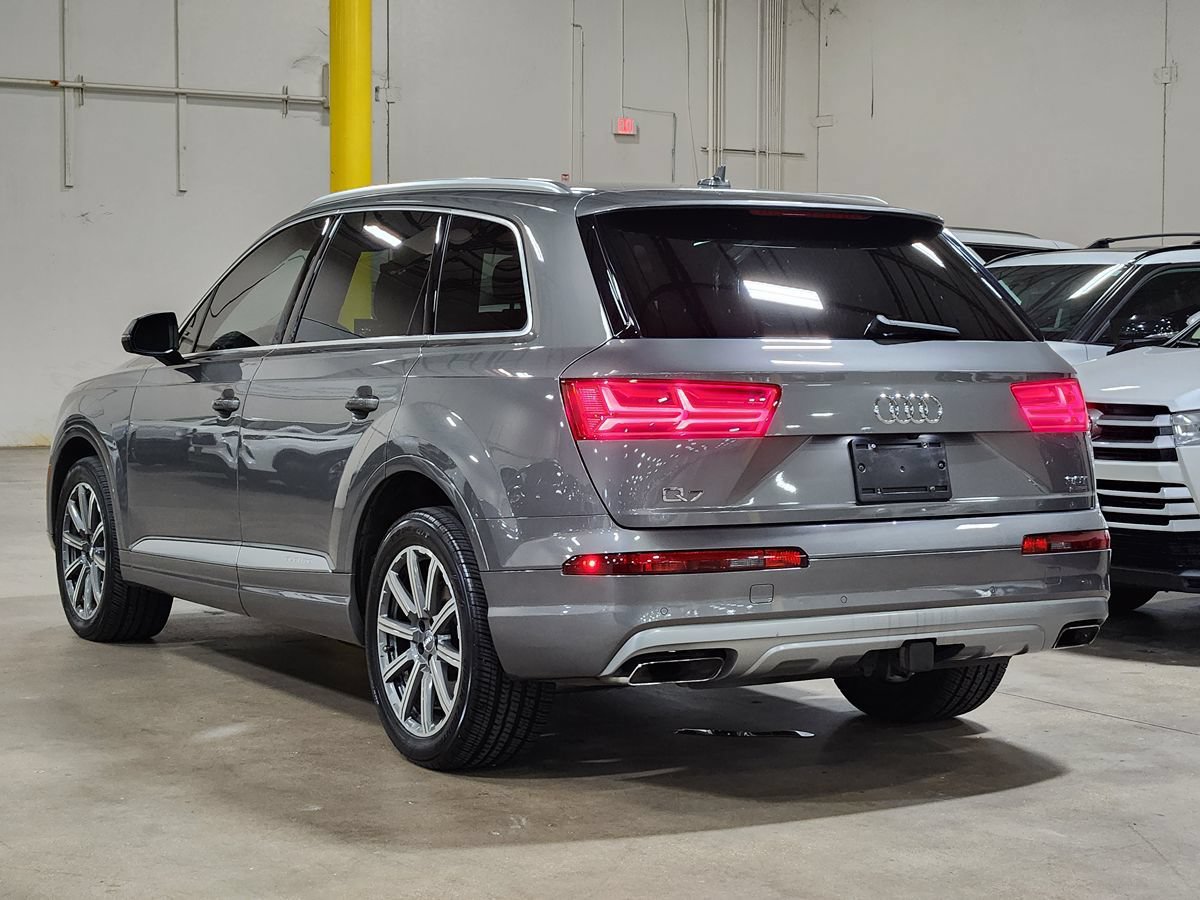 Used 2018 Audi Q7 3.0T Premium Plus w/ Premium Plus Package AWD/4WD image 11