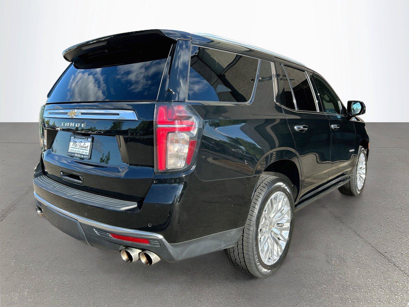 Used 2023 Chevrolet Tahoe High Country AWD/4WD image 4