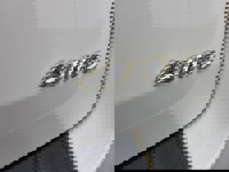 Used 2021 Ford Explorer Platinum w/ Equipment Group 601A image 11