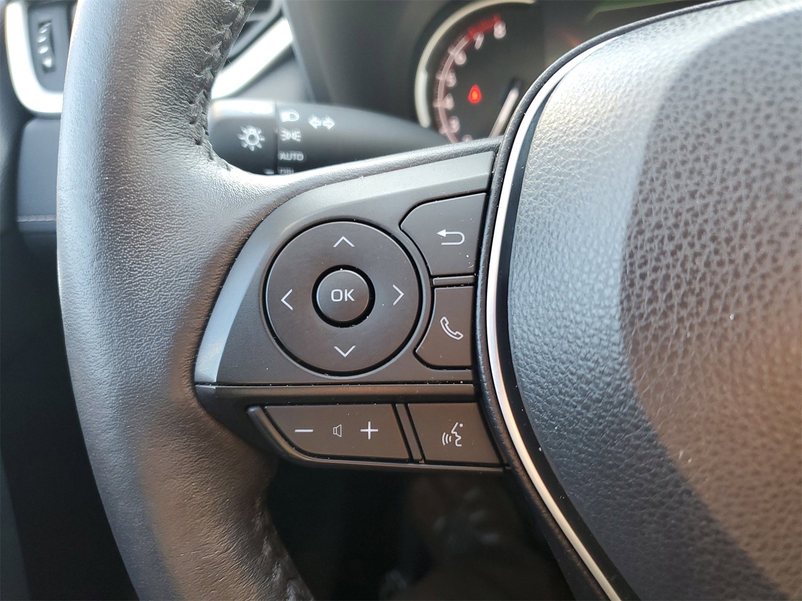 Certified 2024 Toyota RAV4 XLE image 21